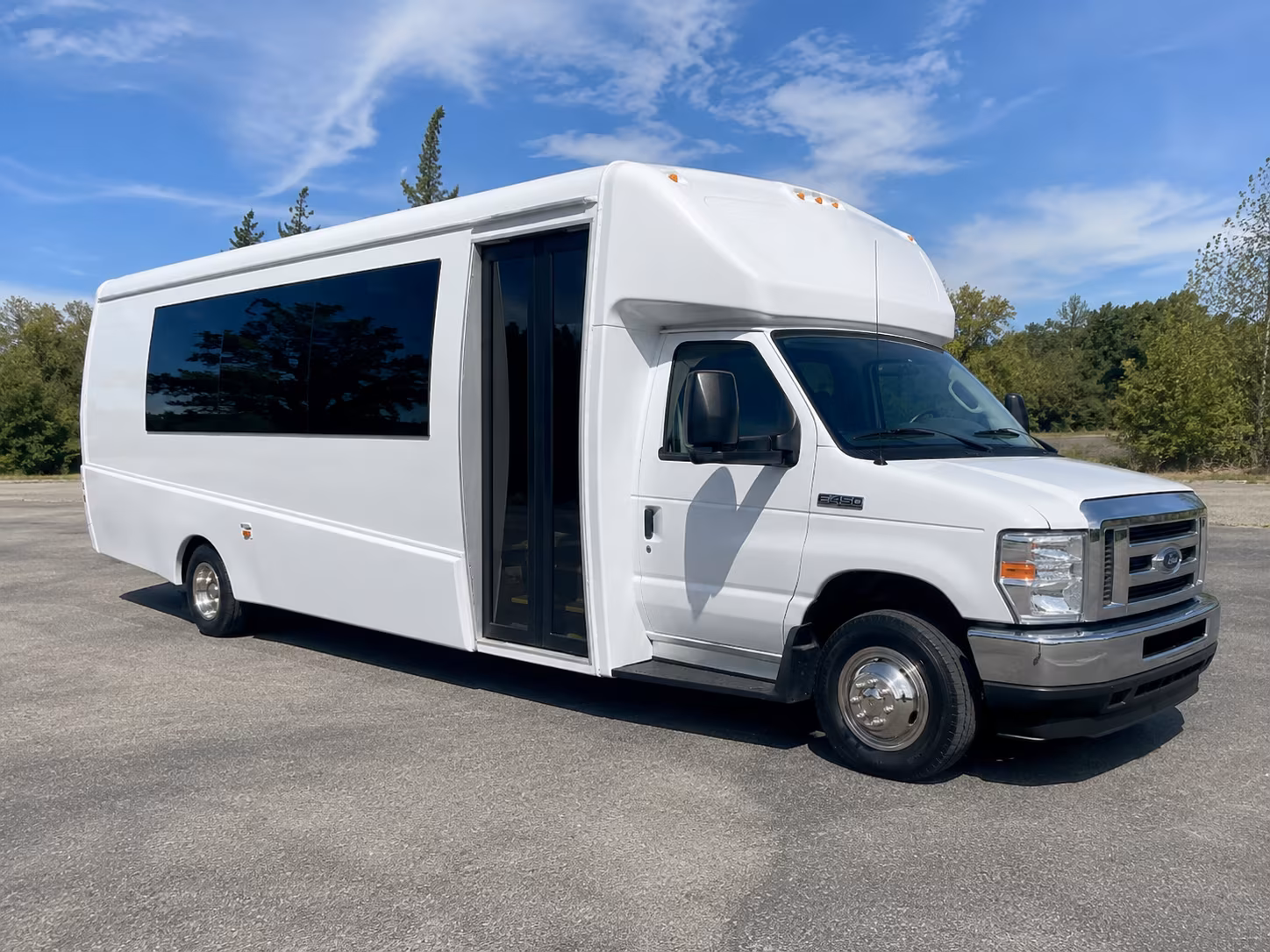Cary Winery Tour & Pub Crawl Transportation